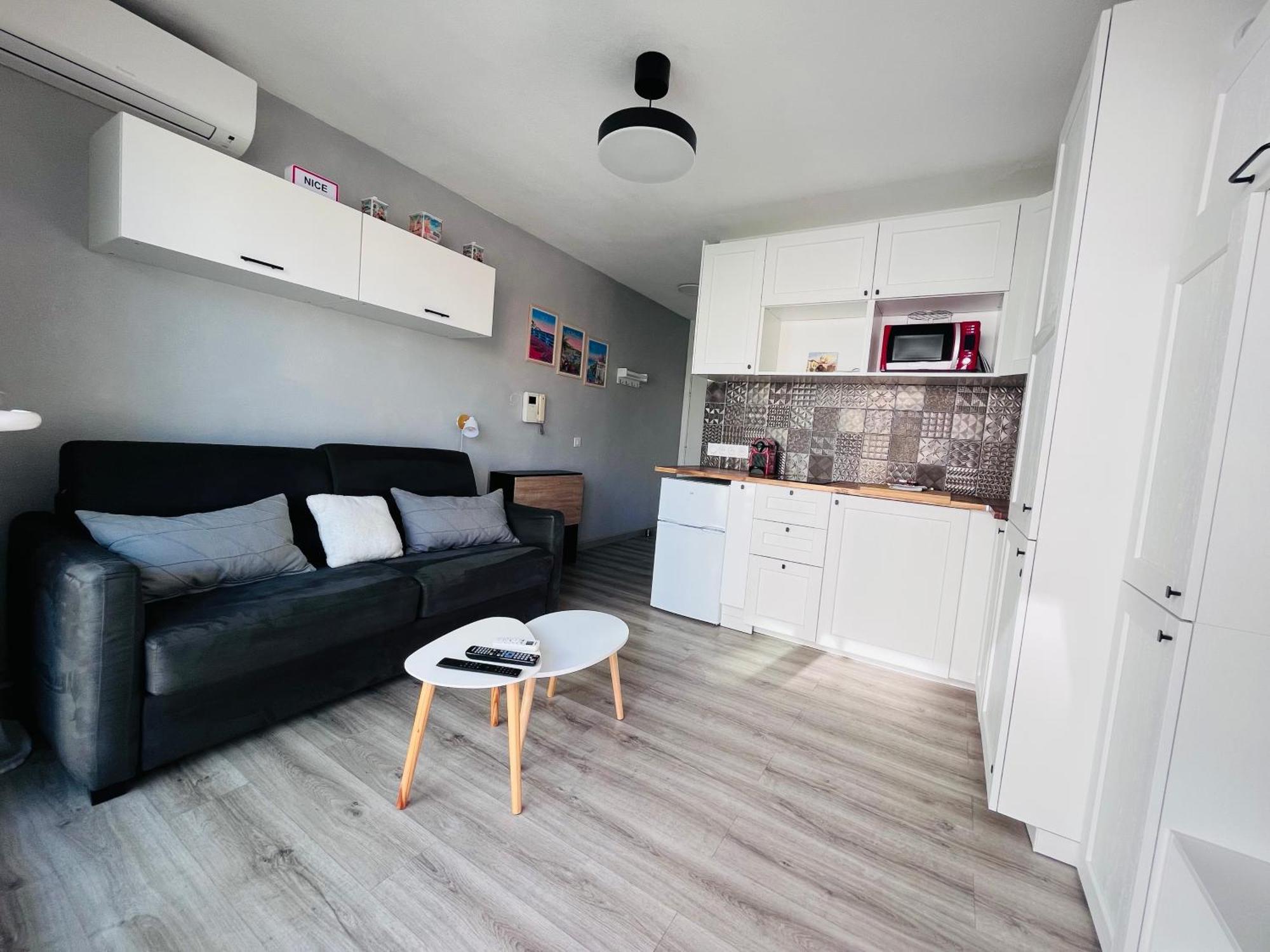 Studio Terrasse Et Parking Prive Nice Exterior photo